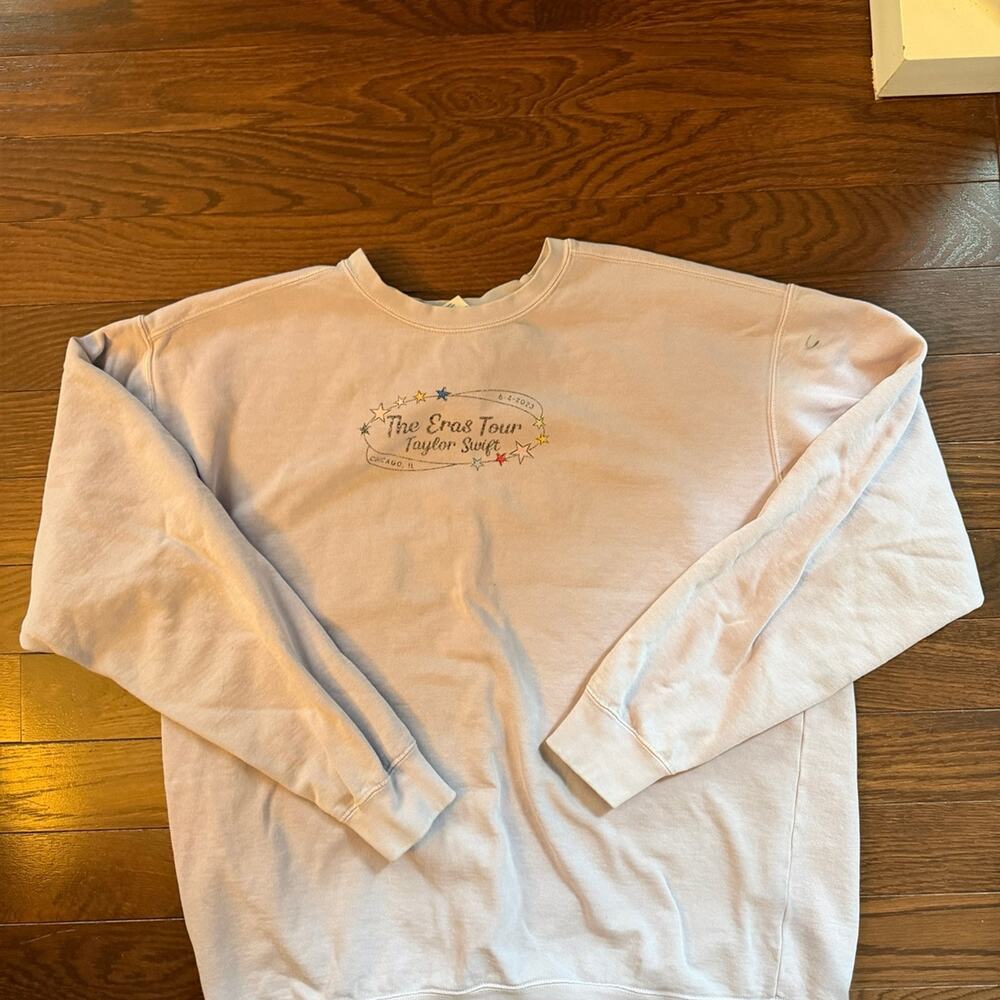 Taylor Swift Chicago The Eras Tour Purple Crew Neck Size XL
